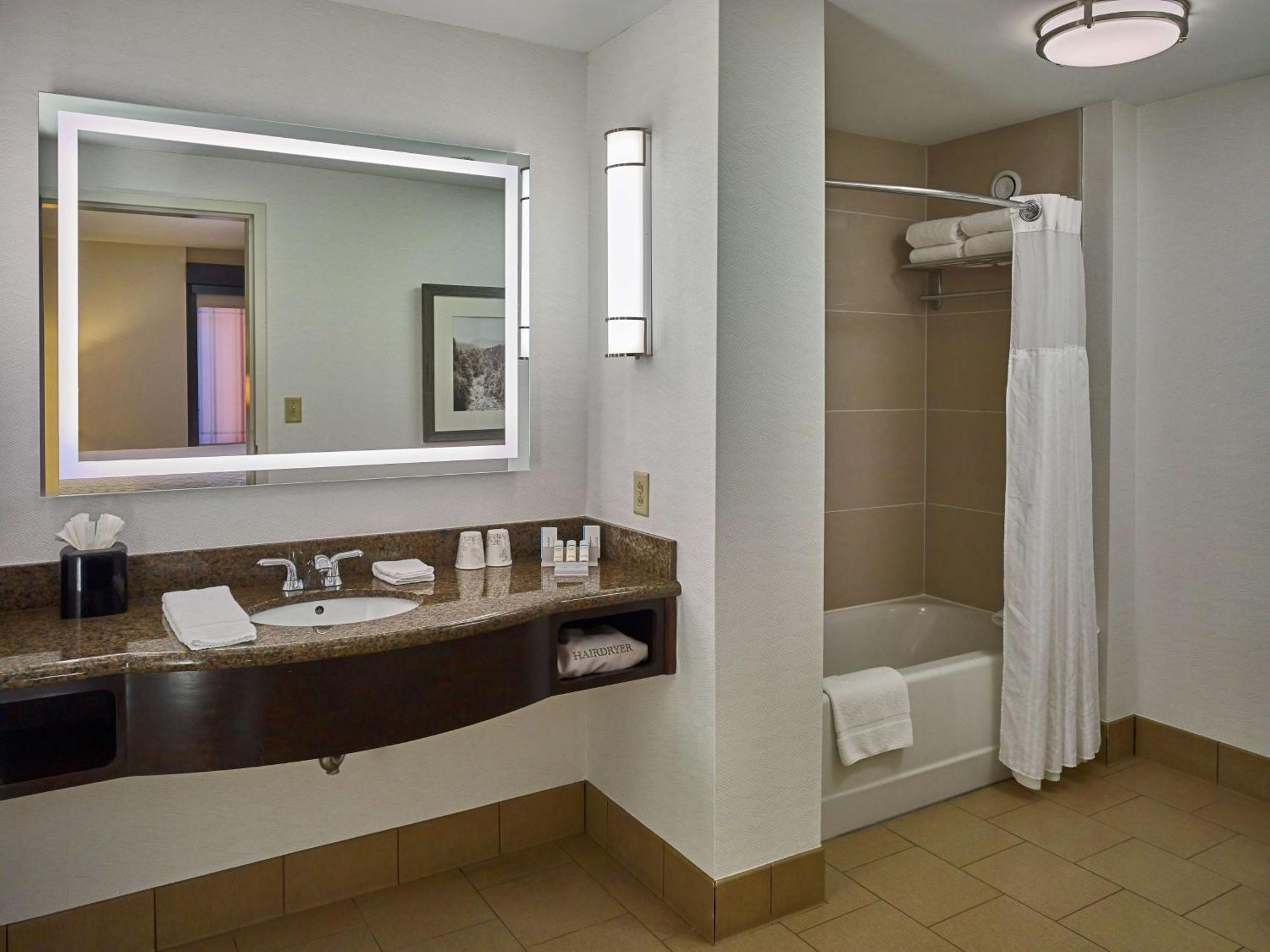 Hilton Garden Inn Гатлінбург Екстер'єр фото