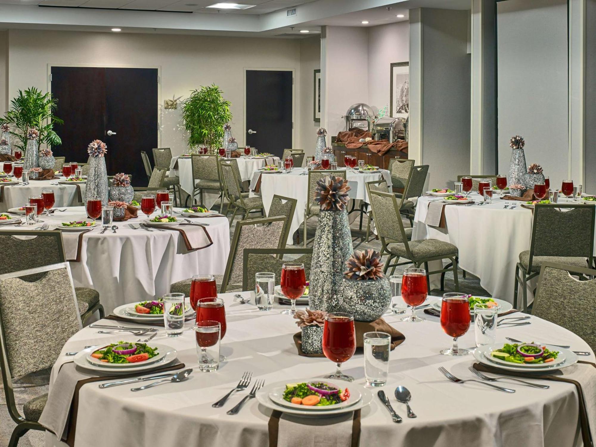 Hilton Garden Inn Гатлінбург Екстер'єр фото